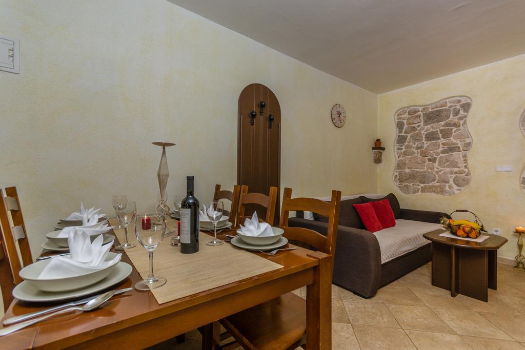 Apartment Velenik D&I Porec Esterno foto